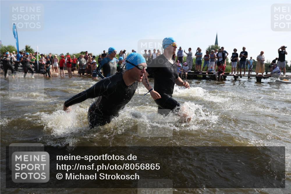 22.06.2025 - Viking Triathlon Michael Strokosch http://msf.ph/oto/8056865 22.06.2025 10:06:23 Schwimmen 18, 24, 36, 60, 84, 110, 117, 153, 191, 192, 298, 385, 440, 487, 535 meine-sportfotos.de