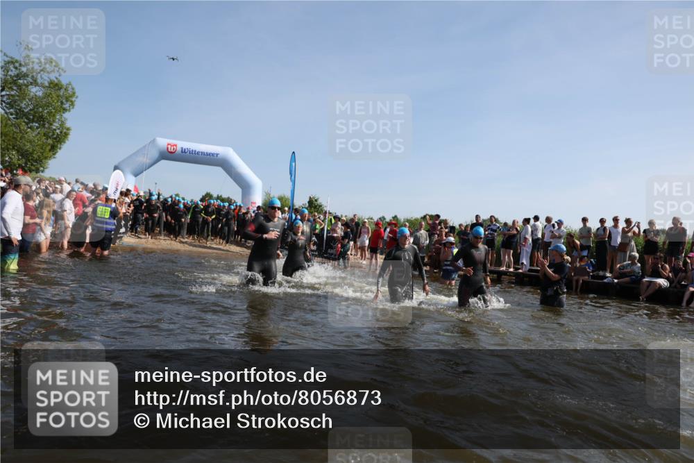 22.06.2025 - Viking Triathlon Michael Strokosch http://msf.ph/oto/8056873 22.06.2025 10:06:26 Schwimmen 18, 24, 36, 117, 153, 168, 186, 192, 261, 298, 385, 450, 487, 535, 606 meine-sportfotos.de