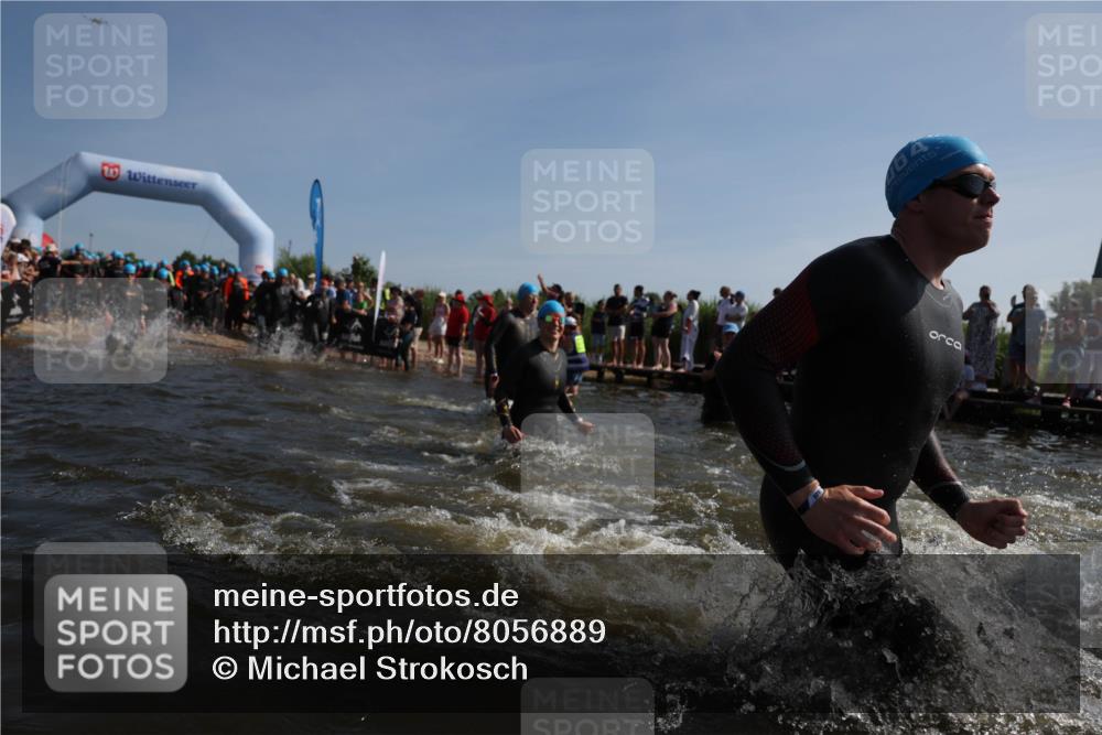 22.06.2025 - Viking Triathlon Michael Strokosch http://msf.ph/oto/8056889 22.06.2025 10:06:29 Schwimmen 18, 24, 36, 93, 109, 168, 186, 192, 205, 261, 298, 358, 376, 450, 606 meine-sportfotos.de