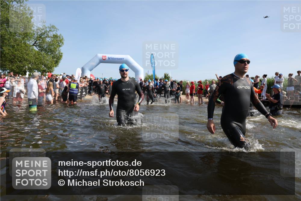 22.06.2025 - Viking Triathlon Michael Strokosch http://msf.ph/oto/8056923 22.06.2025 10:06:40 Schwimmen 44, 74, 93, 109, 159, 165, 205, 217, 219, 257, 282, 358, 376, 501, 625 meine-sportfotos.de