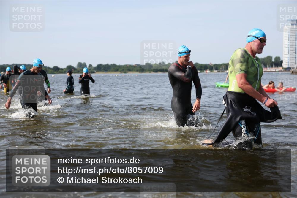 22.06.2025 - Viking Triathlon Michael Strokosch http://msf.ph/oto/8057009 22.06.2025 10:33:50 Schwimmen 5, 50, 75, 149, 184, 229, 242, 255, 304, 349, 438, 457, 478, 540 meine-sportfotos.de