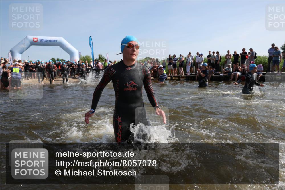 22.06.2025 - Viking Triathlon Michael Strokosch http://msf.ph/oto/8057078 22.06.2025 10:07:28 Schwimmen 155, 213, 235, 256, 267, 273, 317, 333, 342, 343, 353, 421, 425, 531 meine-sportfotos.de