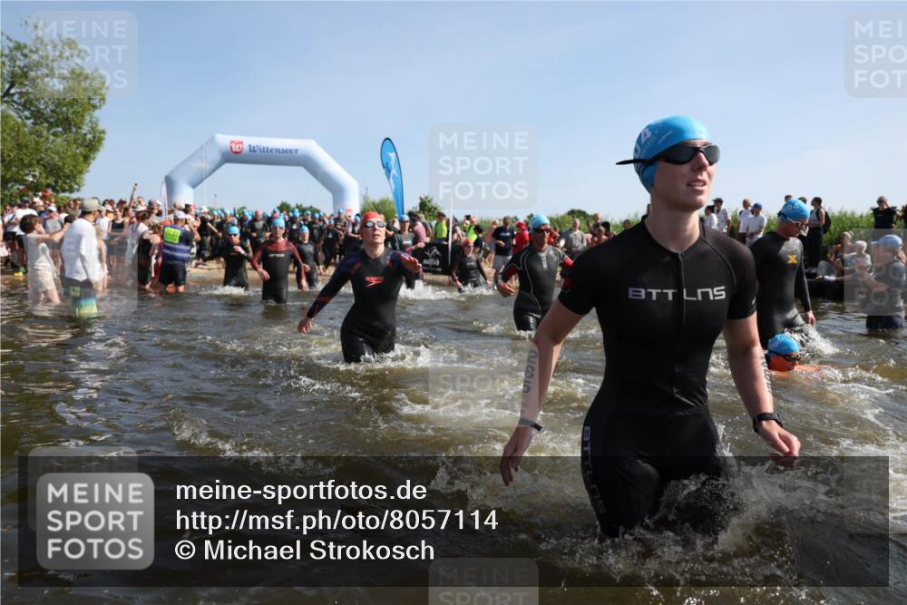 22.06.2025 - Viking Triathlon Michael Strokosch http://msf.ph/oto/8057114 22.06.2025 10:07:41 Schwimmen 16, 23, 102, 121, 143, 263, 270, 285, 363, 436, 476, 484, 503, 547, 615, 621, 624 meine-sportfotos.de