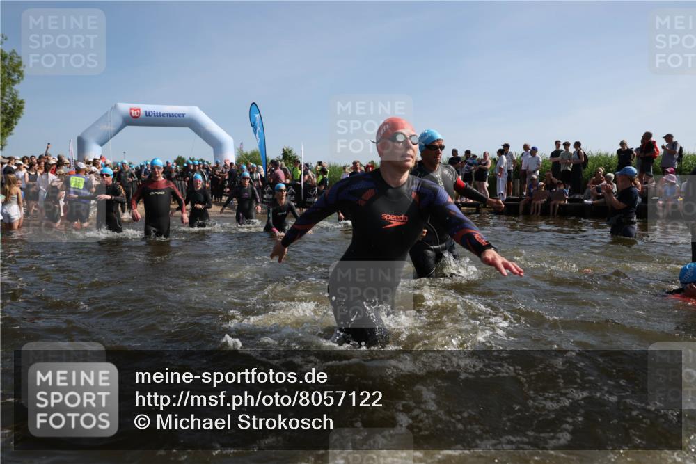 22.06.2025 - Viking Triathlon Michael Strokosch http://msf.ph/oto/8057122 22.06.2025 10:07:42 Schwimmen 16, 23, 102, 121, 143, 263, 270, 285, 363, 436, 476, 484, 503, 547, 615, 621, 624 meine-sportfotos.de