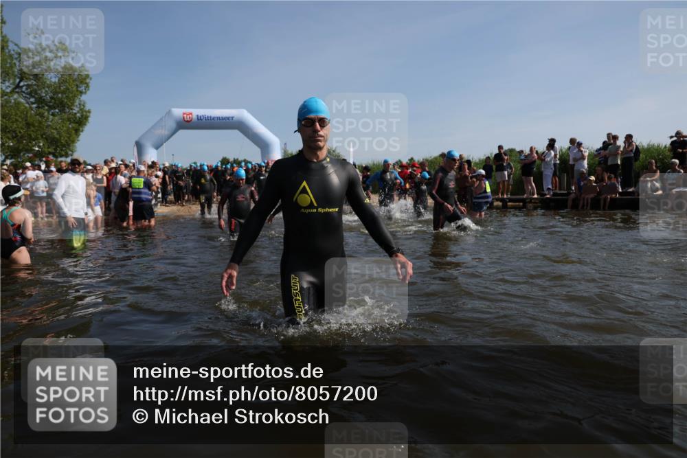 22.06.2025 - Viking Triathlon Michael Strokosch http://msf.ph/oto/8057200 22.06.2025 10:08:09 Schwimmen 51, 106, 116, 206, 225, 268, 378, 403, 406, 410, 422, 466, 480, 543, 638 meine-sportfotos.de