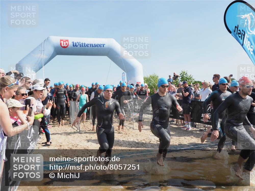22.06.2025 - Viking Triathlon MichiJ http://msf.ph/oto/8057251 22.06.2025 10:00:11 Schwimmen 2, 4, 100, 122, 329, 485, 521, 609 meine-sportfotos.de