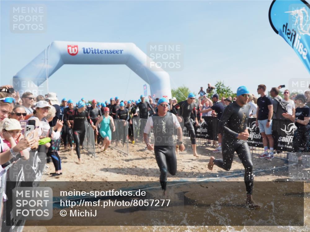 22.06.2025 - Viking Triathlon MichiJ http://msf.ph/oto/8057277 22.06.2025 10:00:12 Schwimmen 2, 4, 100, 122, 329, 485, 521, 544, 609 meine-sportfotos.de