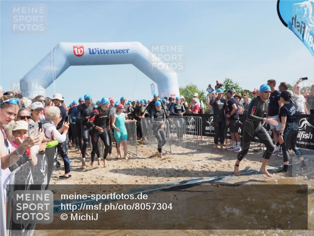22.06.2025 - Viking Triathlon MichiJ http://msf.ph/oto/8057304 22.06.2025 10:00:13 Schwimmen 2, 4, 10, 49, 100, 122, 329, 420, 485, 521, 544, 609 meine-sportfotos.de