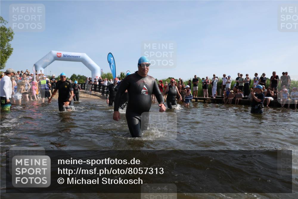22.06.2025 - Viking Triathlon Michael Strokosch http://msf.ph/oto/8057313 22.06.2025 10:08:54 Schwimmen 160, 359, 405, 483, 634, 640 meine-sportfotos.de
