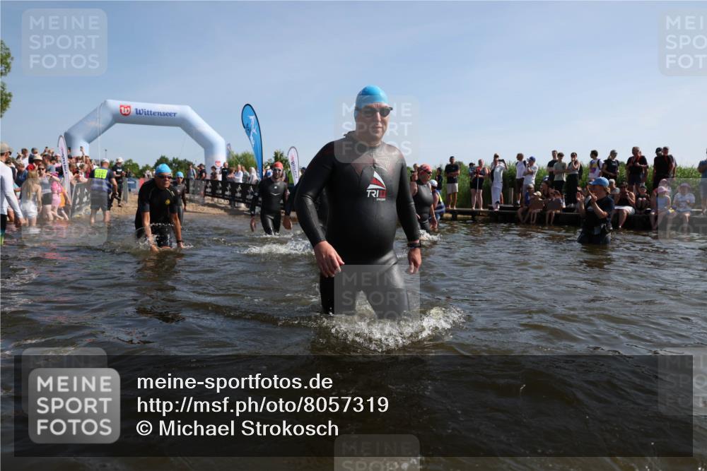 22.06.2025 - Viking Triathlon Michael Strokosch http://msf.ph/oto/8057319 22.06.2025 10:08:55 Schwimmen 160, 359, 405, 483, 634, 640 meine-sportfotos.de