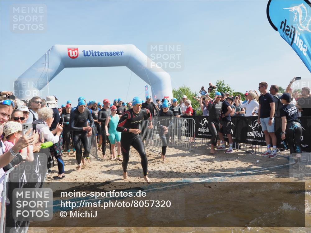 22.06.2025 - Viking Triathlon MichiJ http://msf.ph/oto/8057320 22.06.2025 10:00:14 Schwimmen 2, 4, 10, 49, 100, 122, 329, 420, 485, 521, 544, 609, 611 meine-sportfotos.de
