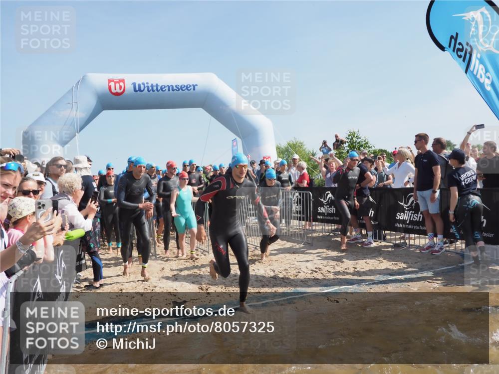 22.06.2025 - Viking Triathlon MichiJ http://msf.ph/oto/8057325 22.06.2025 10:00:14 Schwimmen 2, 4, 10, 49, 100, 122, 329, 420, 485, 521, 544, 609, 611 meine-sportfotos.de