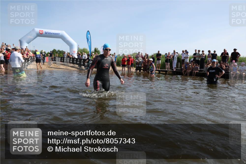 22.06.2025 - Viking Triathlon Michael Strokosch http://msf.ph/oto/8057343 22.06.2025 10:09:02 Schwimmen  meine-sportfotos.de