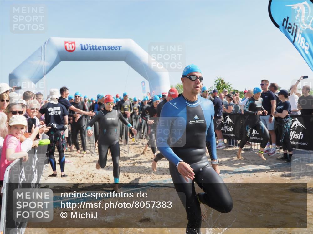 22.06.2025 - Viking Triathlon MichiJ http://msf.ph/oto/8057383 22.06.2025 10:00:18 Schwimmen 2, 4, 10, 15, 28, 49, 81, 100, 122, 175, 288, 329, 367, 420, 455, 473, 485, 521, 544, 557, 609, 610, 611, 617 meine-sportfotos.de