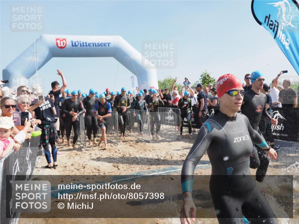 22.06.2025 - Viking Triathlon MichiJ http://msf.ph/oto/8057398 22.06.2025 10:00:19 Schwimmen 2, 4, 10, 15, 28, 49, 81, 100, 122, 175, 288, 329, 367, 420, 455, 473, 485, 521, 544, 557, 609, 610, 611, 617 meine-sportfotos.de