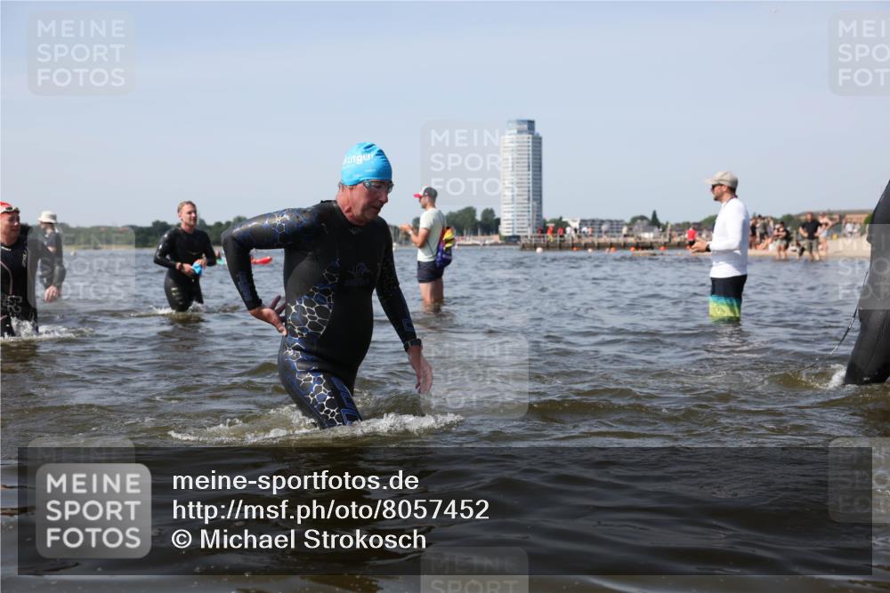 22.06.2025 - Viking Triathlon Michael Strokosch http://msf.ph/oto/8057452 22.06.2025 10:38:20 Schwimmen 61, 72, 89, 191, 209, 269, 398, 428, 447, 509, 535, 603, 662 meine-sportfotos.de
