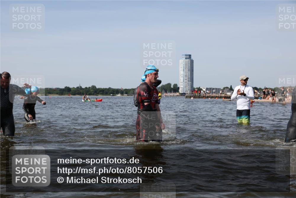 22.06.2025 - Viking Triathlon Michael Strokosch http://msf.ph/oto/8057506 22.06.2025 10:38:28 Schwimmen 22, 85, 89, 156, 209, 269, 398, 419, 428, 447, 509, 535, 601, 603, 659, 662 meine-sportfotos.de