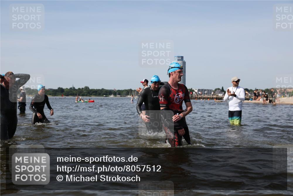 22.06.2025 - Viking Triathlon Michael Strokosch http://msf.ph/oto/8057512 22.06.2025 10:38:29 Schwimmen 22, 85, 89, 156, 209, 215, 269, 398, 419, 428, 447, 509, 535, 601, 603, 659, 662 meine-sportfotos.de