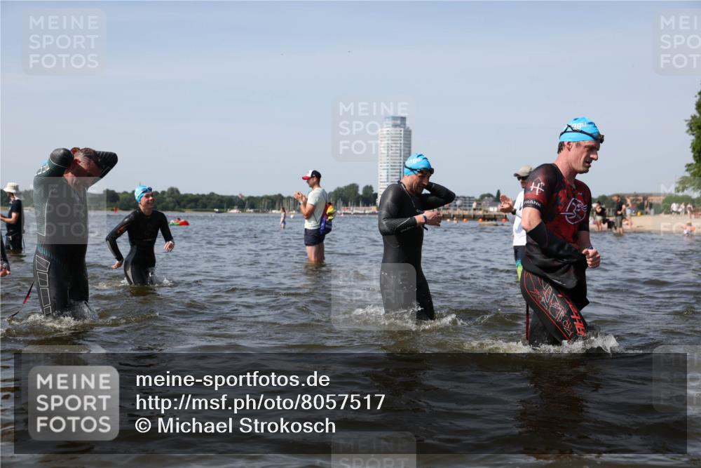 22.06.2025 - Viking Triathlon Michael Strokosch http://msf.ph/oto/8057517 22.06.2025 10:38:29 Schwimmen 22, 85, 89, 156, 209, 215, 269, 398, 419, 428, 447, 509, 535, 601, 603, 659, 662 meine-sportfotos.de