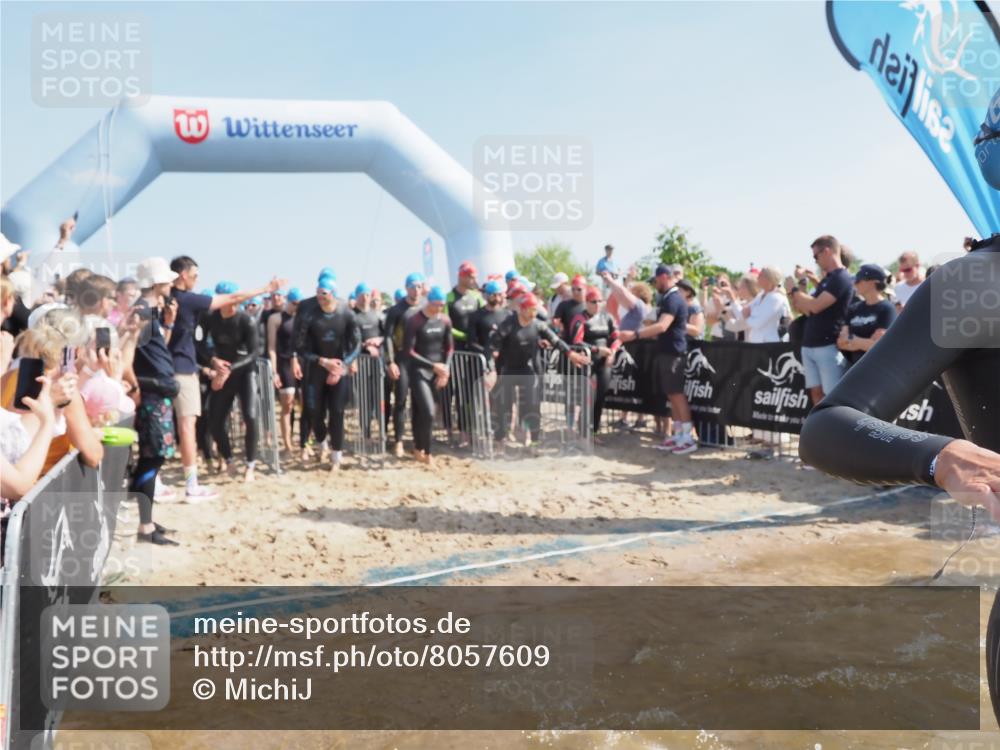 22.06.2025 - Viking Triathlon MichiJ http://msf.ph/oto/8057609 22.06.2025 10:00:29 Schwimmen 1, 6, 13, 14, 15, 28, 30, 45, 46, 52, 81, 152, 175, 176, 196, 198, 230, 286, 288, 367, 374, 401, 455, 473, 534, 557, 610, 617, 623, 651, 661 meine-sportfotos.de