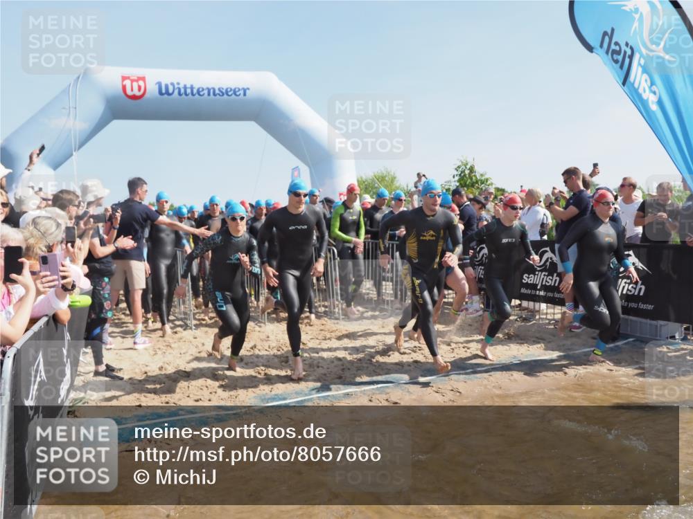 22.06.2025 - Viking Triathlon MichiJ http://msf.ph/oto/8057666 22.06.2025 10:00:33 Schwimmen 1, 6, 7, 11, 13, 14, 30, 45, 46, 52, 87, 152, 176, 178, 196, 198, 200, 230, 286, 374, 401, 526, 534, 623, 628, 641, 642, 651, 661 meine-sportfotos.de