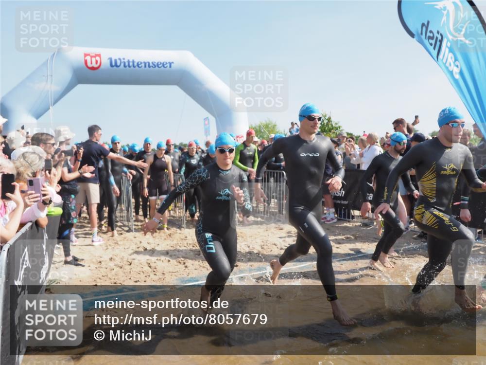 22.06.2025 - Viking Triathlon MichiJ http://msf.ph/oto/8057679 22.06.2025 10:00:33 Schwimmen 1, 6, 7, 11, 13, 14, 30, 45, 46, 52, 87, 152, 176, 178, 196, 198, 200, 230, 286, 374, 401, 526, 534, 623, 628, 641, 642, 651, 661 meine-sportfotos.de