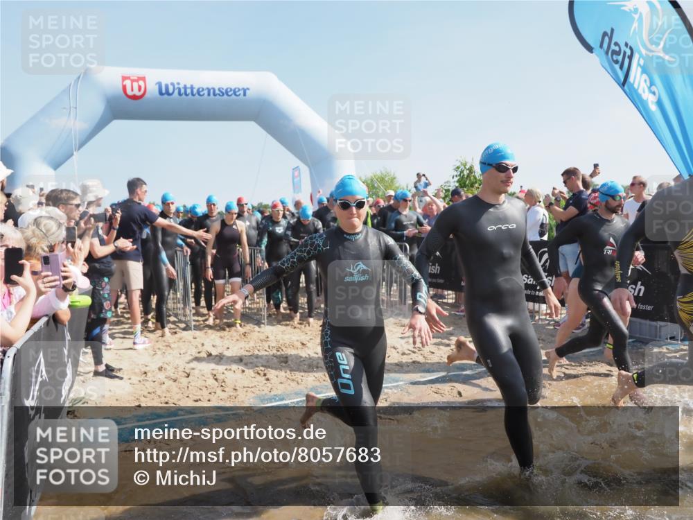 22.06.2025 - Viking Triathlon MichiJ http://msf.ph/oto/8057683 22.06.2025 10:00:33 Schwimmen 1, 6, 7, 11, 13, 14, 30, 45, 46, 52, 87, 152, 176, 178, 196, 198, 200, 230, 286, 374, 401, 526, 534, 623, 628, 641, 642, 651, 661 meine-sportfotos.de