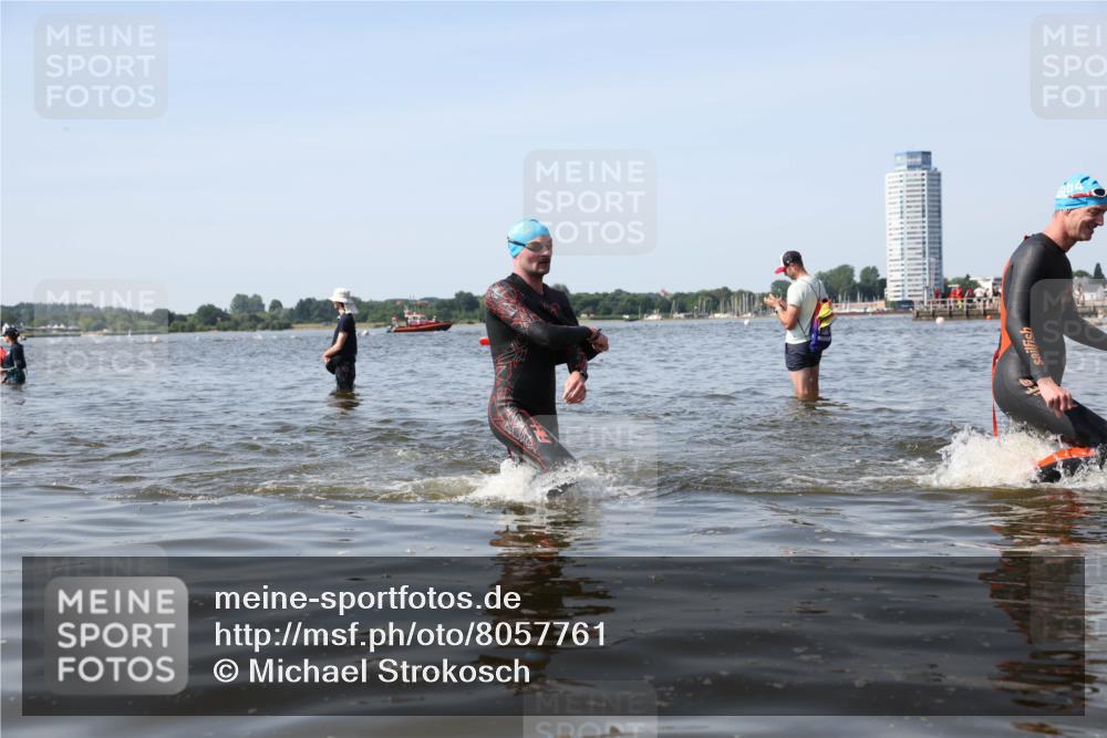 22.06.2025 - Viking Triathlon Michael Strokosch http://msf.ph/oto/8057761 22.06.2025 10:36:56 Schwimmen 331, 355, 388, 500 meine-sportfotos.de