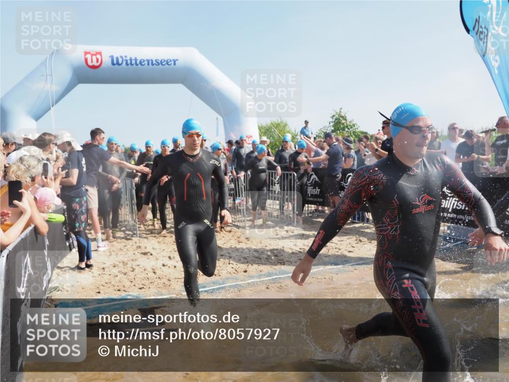 22.06.2025 - Viking Triathlon MichiJ http://msf.ph/oto/8057927 22.06.2025 10:01:01 Schwimmen 12, 50, 63, 90, 113, 124, 236, 243, 294, 300, 347, 350, 384, 458, 658 meine-sportfotos.de