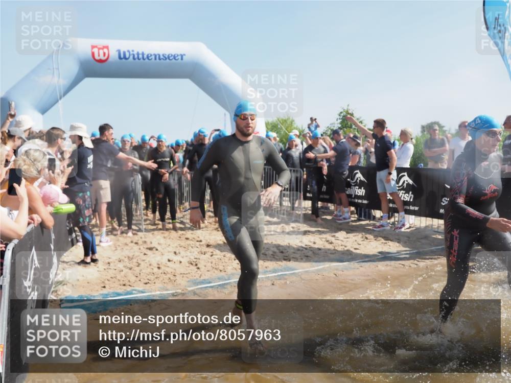 22.06.2025 - Viking Triathlon MichiJ http://msf.ph/oto/8057963 22.06.2025 10:01:07 Schwimmen 12, 50, 63, 113, 124, 131, 147, 236, 294, 330, 347, 350, 443, 458, 488 meine-sportfotos.de