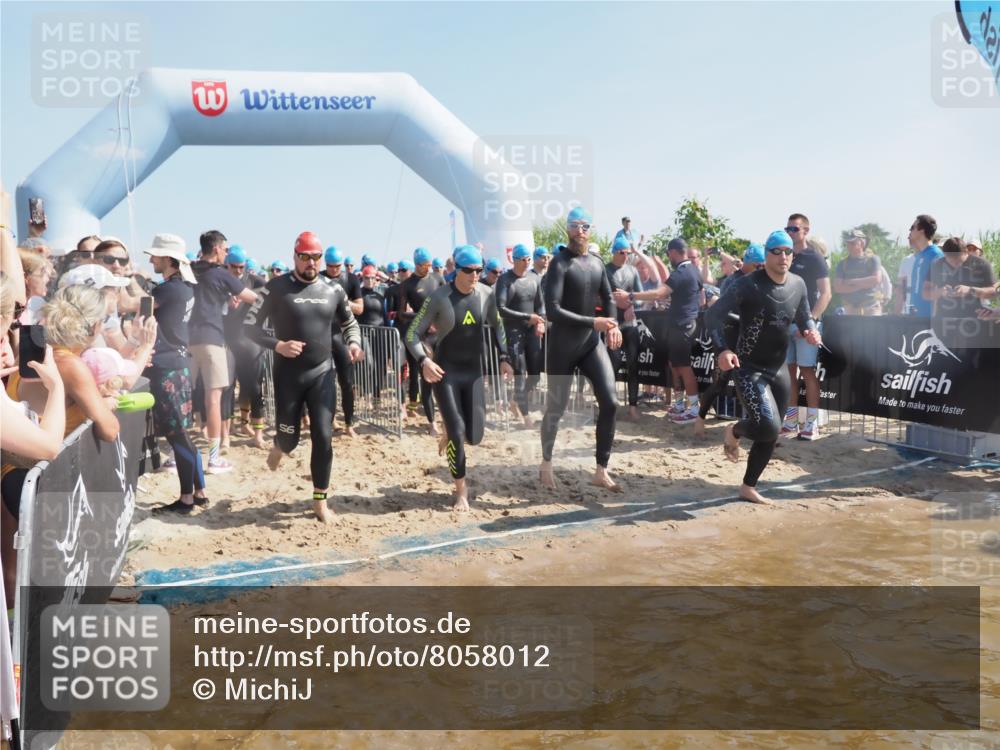 22.06.2025 - Viking Triathlon MichiJ http://msf.ph/oto/8058012 22.06.2025 10:01:16 Schwimmen 38, 53, 131, 147, 173, 214, 284, 287, 311, 330, 341, 443, 444, 488, 643 meine-sportfotos.de