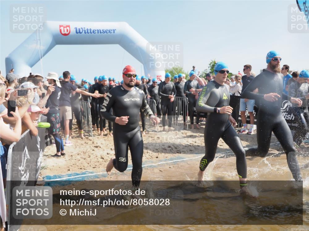 22.06.2025 - Viking Triathlon MichiJ http://msf.ph/oto/8058028 22.06.2025 10:01:17 Schwimmen 38, 53, 131, 147, 173, 214, 284, 287, 311, 330, 341, 443, 444, 488, 643 meine-sportfotos.de