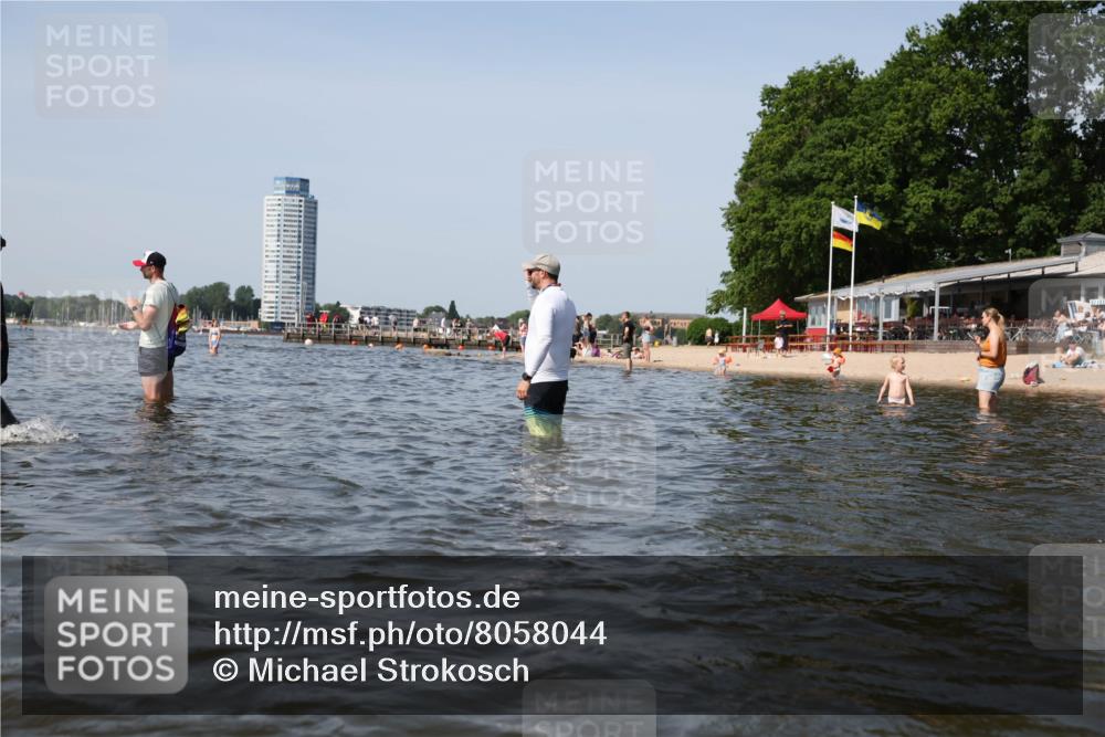 22.06.2025 - Viking Triathlon Michael Strokosch http://msf.ph/oto/8058044 22.06.2025 10:37:56 Schwimmen 146, 179, 335, 396, 411, 433, 619 meine-sportfotos.de