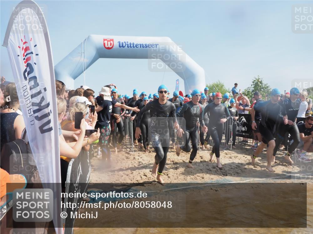 22.06.2025 - Viking Triathlon MichiJ http://msf.ph/oto/8058048 22.06.2025 10:01:31 Schwimmen 99, 162, 203, 216, 224, 226, 237, 272, 381, 393, 399, 461, 507, 510, 626 meine-sportfotos.de