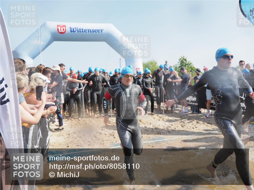 22.06.2025 - Viking Triathlon MichiJ http://msf.ph/oto/8058110 22.06.2025 10:01:42 Schwimmen 19, 33, 170, 272, 310, 320, 344, 399, 438, 461, 496, 507, 555, 604, 626 meine-sportfotos.de
