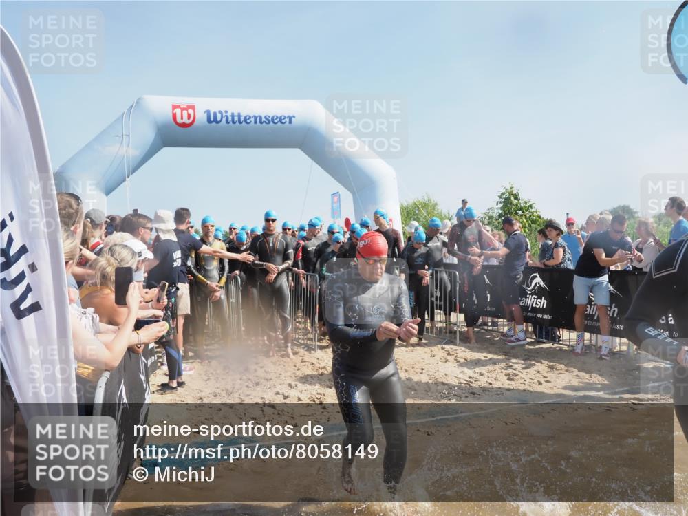 22.06.2025 - Viking Triathlon MichiJ http://msf.ph/oto/8058149 22.06.2025 10:01:47 Schwimmen 19, 33, 125, 158, 170, 271, 310, 320, 344, 355, 438, 496, 555, 604, 618 meine-sportfotos.de