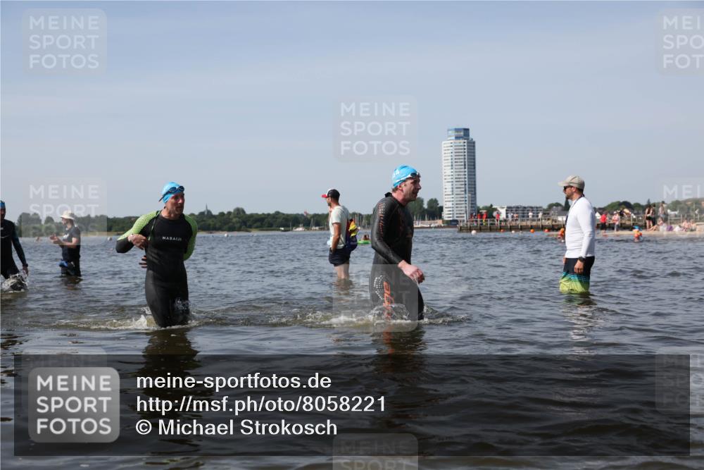 22.06.2025 - Viking Triathlon Michael Strokosch http://msf.ph/oto/8058221 22.06.2025 10:41:22 Schwimmen 54, 94, 314, 376, 390, 631 meine-sportfotos.de