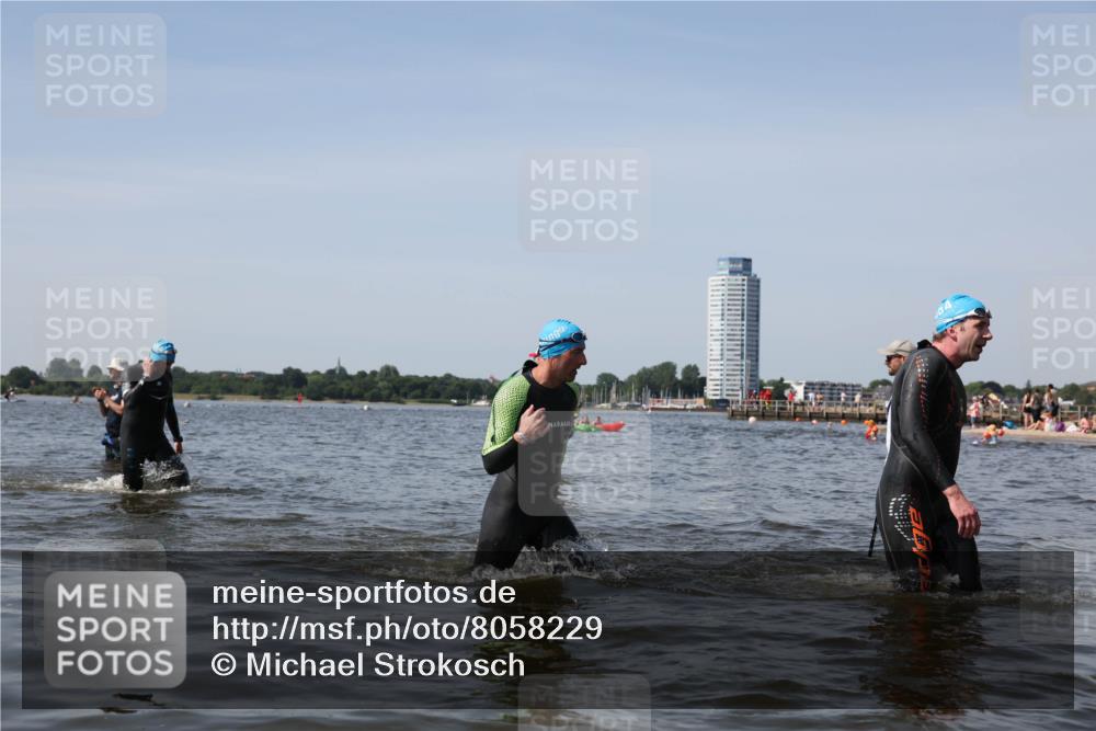 22.06.2025 - Viking Triathlon Michael Strokosch http://msf.ph/oto/8058229 22.06.2025 10:41:23 Schwimmen 54, 94, 314, 376, 390, 631 meine-sportfotos.de