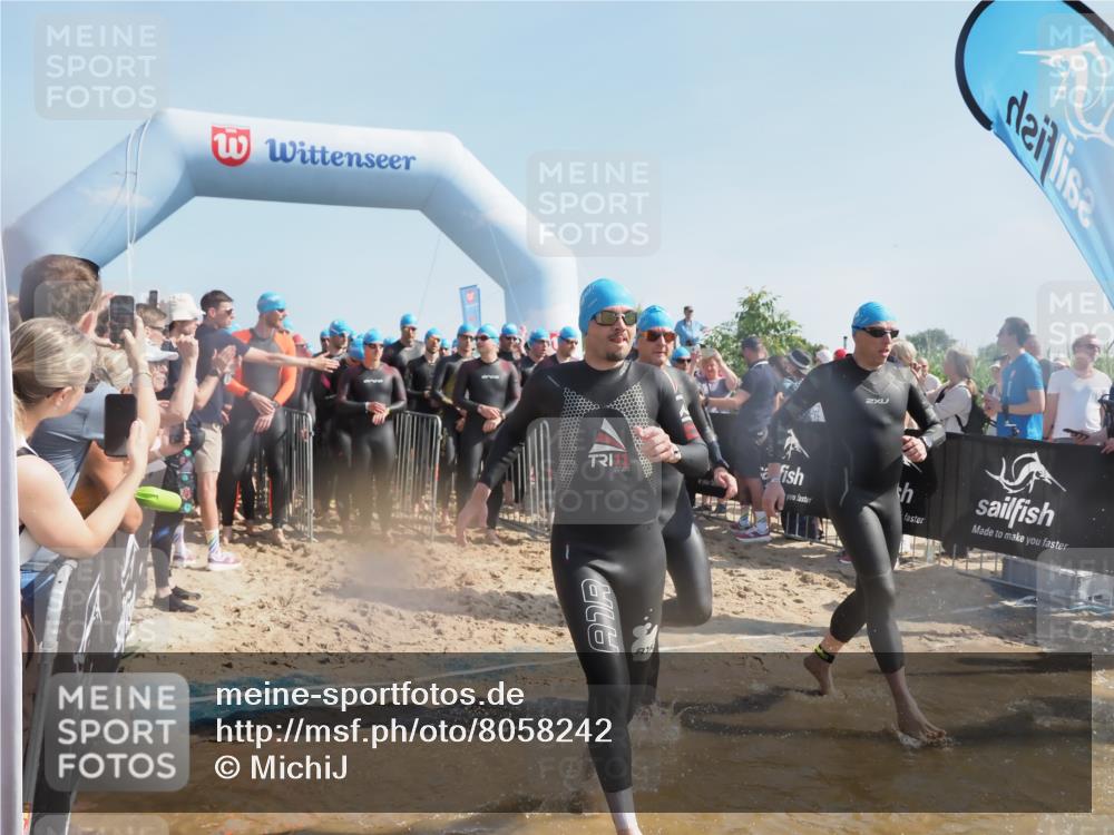 22.06.2025 - Viking Triathlon MichiJ http://msf.ph/oto/8058242 22.06.2025 10:02:18 Schwimmen 21, 75, 107, 139, 149, 207, 247, 255, 309, 331, 382, 387, 464, 469, 522 meine-sportfotos.de