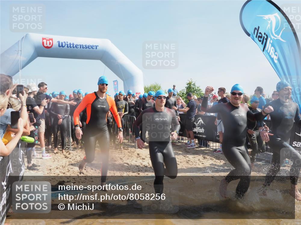 22.06.2025 - Viking Triathlon MichiJ http://msf.ph/oto/8058256 22.06.2025 10:02:22 Schwimmen 21, 75, 78, 103, 139, 180, 207, 255, 265, 283, 309, 331, 382, 464, 469 meine-sportfotos.de