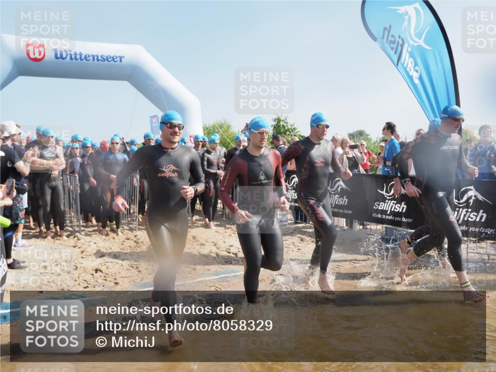 22.06.2025 - Viking Triathlon MichiJ http://msf.ph/oto/8058329 22.06.2025 10:02:37 Schwimmen 114, 161, 188, 189, 193, 264, 297, 366, 427, 429, 513, 520, 532, 546, 549 meine-sportfotos.de