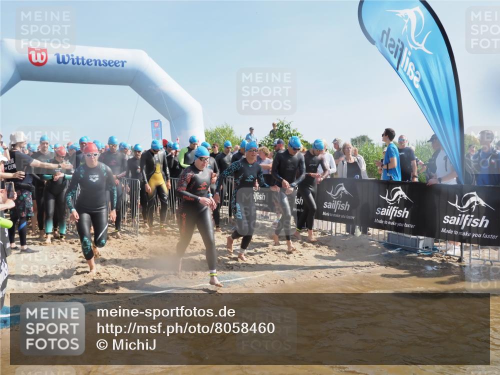 22.06.2025 - Viking Triathlon MichiJ http://msf.ph/oto/8058460 22.06.2025 10:02:55 Schwimmen 5, 40, 43, 47, 101, 154, 164, 233, 340, 398, 475, 548, 554, 608, 632 meine-sportfotos.de