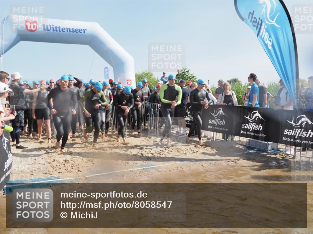 22.06.2025 - Viking Triathlon MichiJ http://msf.ph/oto/8058547 22.06.2025 10:03:06 Schwimmen 47, 101, 177, 187, 204, 208, 233, 334, 349, 398, 478, 505, 524, 602, 632 meine-sportfotos.de