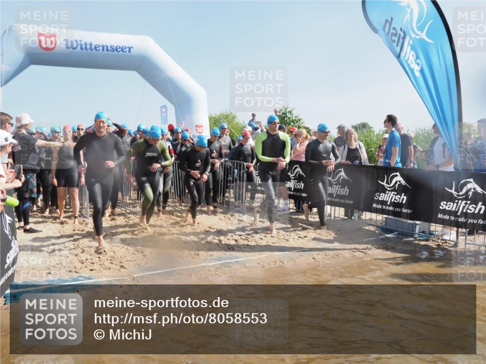 22.06.2025 - Viking Triathlon MichiJ http://msf.ph/oto/8058553 22.06.2025 10:03:06 Schwimmen 47, 101, 177, 187, 204, 208, 233, 334, 349, 398, 478, 505, 524, 602, 632 meine-sportfotos.de