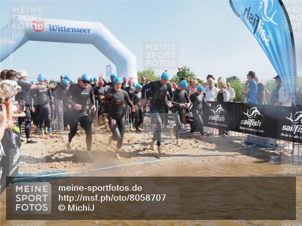 22.06.2025 - Viking Triathlon MichiJ http://msf.ph/oto/8058707 22.06.2025 10:03:26 Schwimmen 25, 34, 42, 88, 89, 163, 182, 221, 229, 251, 324, 332, 454, 540, 556 meine-sportfotos.de