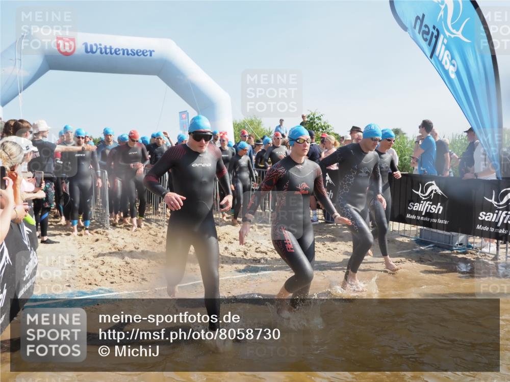 22.06.2025 - Viking Triathlon MichiJ http://msf.ph/oto/8058730 22.06.2025 10:03:27 Schwimmen 25, 34, 42, 88, 89, 163, 182, 221, 229, 251, 324, 332, 454, 540, 556 meine-sportfotos.de