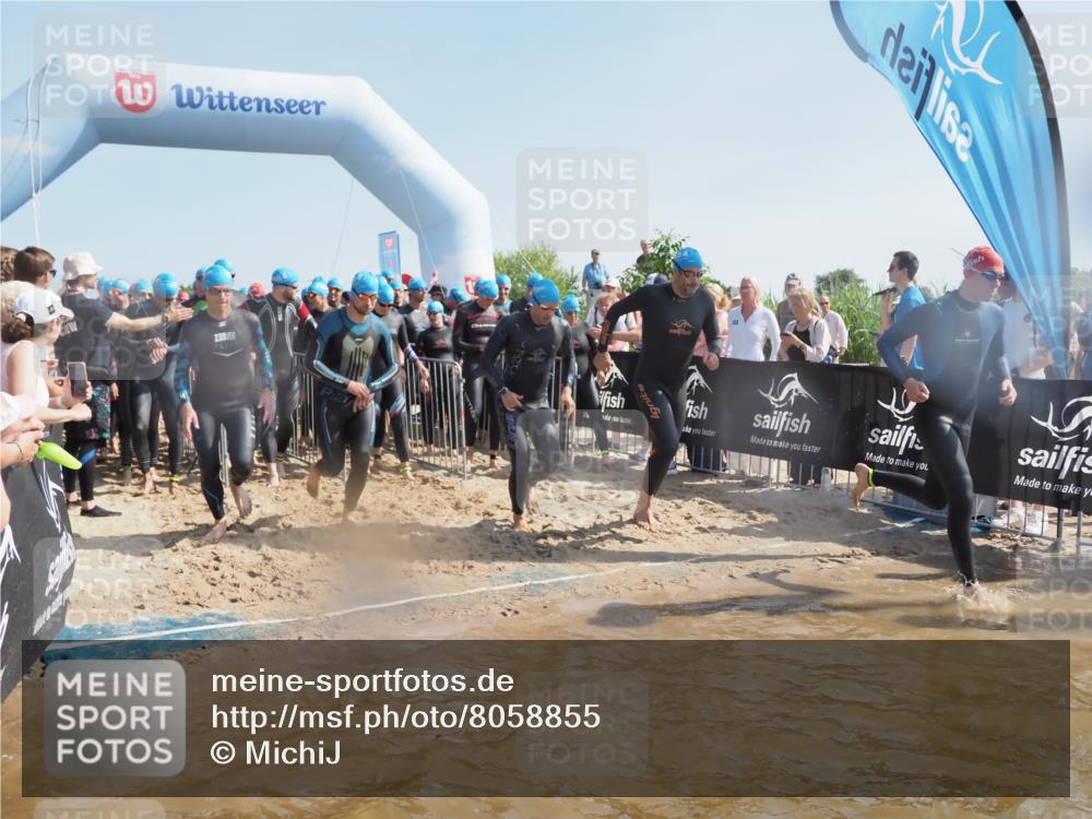 22.06.2025 - Viking Triathlon MichiJ http://msf.ph/oto/8058855 22.06.2025 10:03:41 Schwimmen 58, 62, 79, 108, 148, 157, 179, 296, 434, 456, 619, 635, 645, 648, 659 meine-sportfotos.de