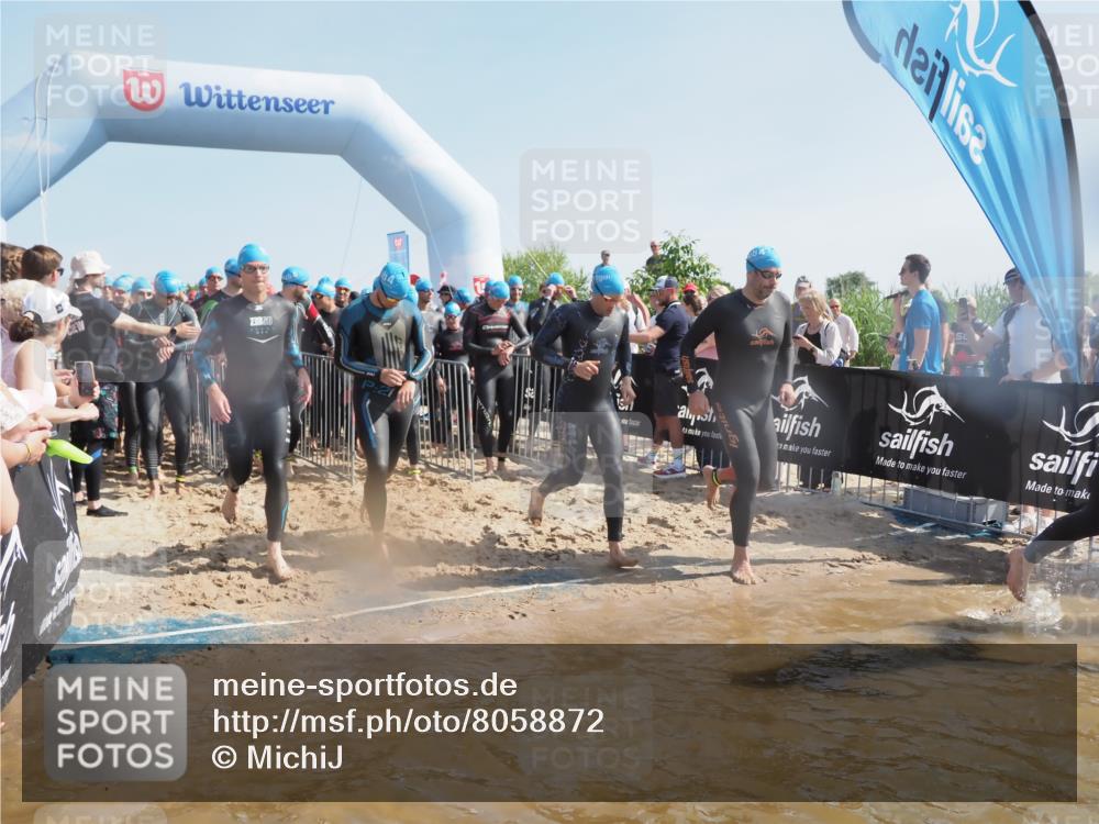 22.06.2025 - Viking Triathlon MichiJ http://msf.ph/oto/8058872 22.06.2025 10:03:41 Schwimmen 58, 62, 79, 108, 148, 157, 179, 296, 434, 456, 619, 635, 645, 648, 659 meine-sportfotos.de