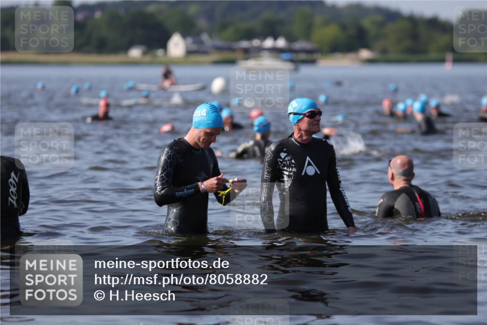 22.06.2025 - Viking Triathlon H.Heesch http://msf.ph/oto/8058882 22.06.2025 09:42:05 Schwimmen  meine-sportfotos.de