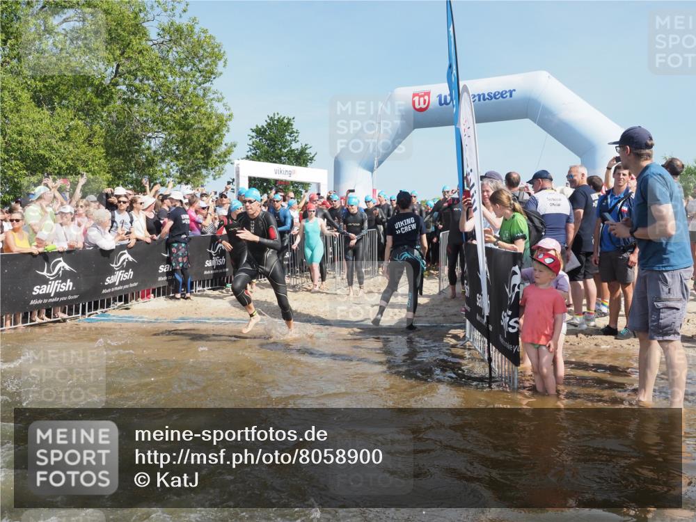 22.06.2025 - Viking Triathlon KatJ http://msf.ph/oto/8058900 22.06.2025 10:00:15 Schwimmen 2, 4, 10, 49, 81, 100, 122, 329, 420, 485, 521, 544, 609, 611 meine-sportfotos.de